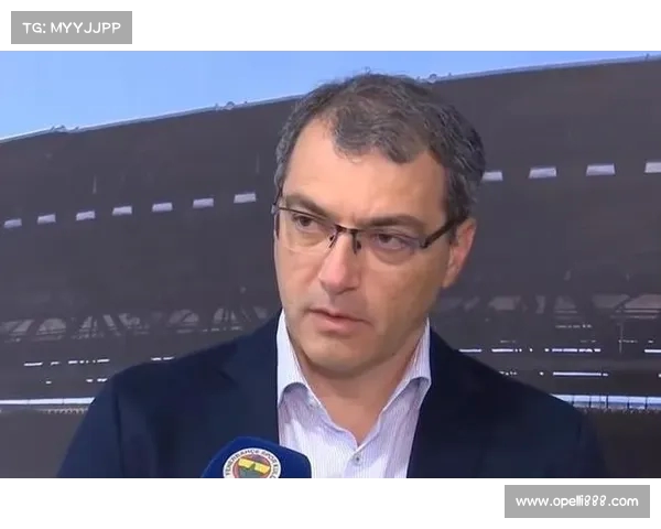 费内巴切计划最后一搏追逐恰20,道格拉斯-路易斯列为替代目标 费内巴切计划最后一搏追逐恰20,道格拉斯-路易斯列为替代目标