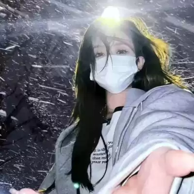鄂娴淑